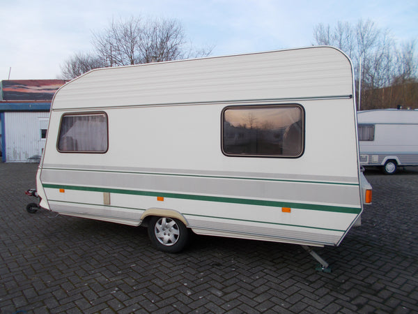 Hymer-Eriba 400 Nova