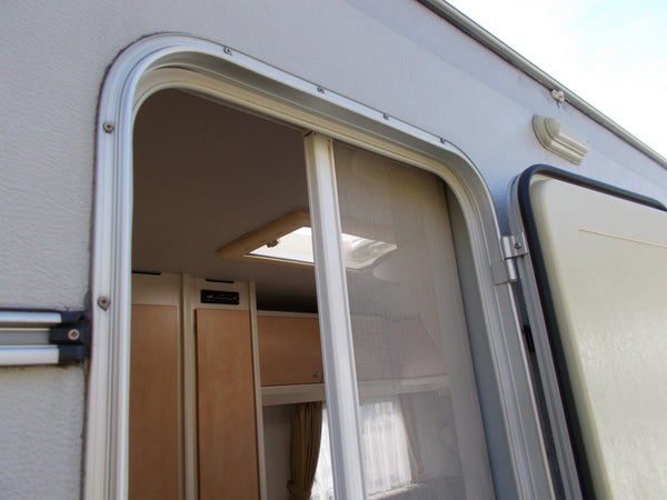 Kip 44 Hyline