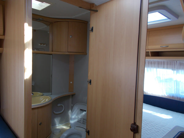 Dethleffs 440 Camper