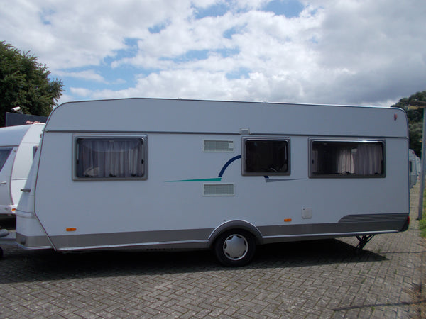 Hymer-Eriba 555 Nova