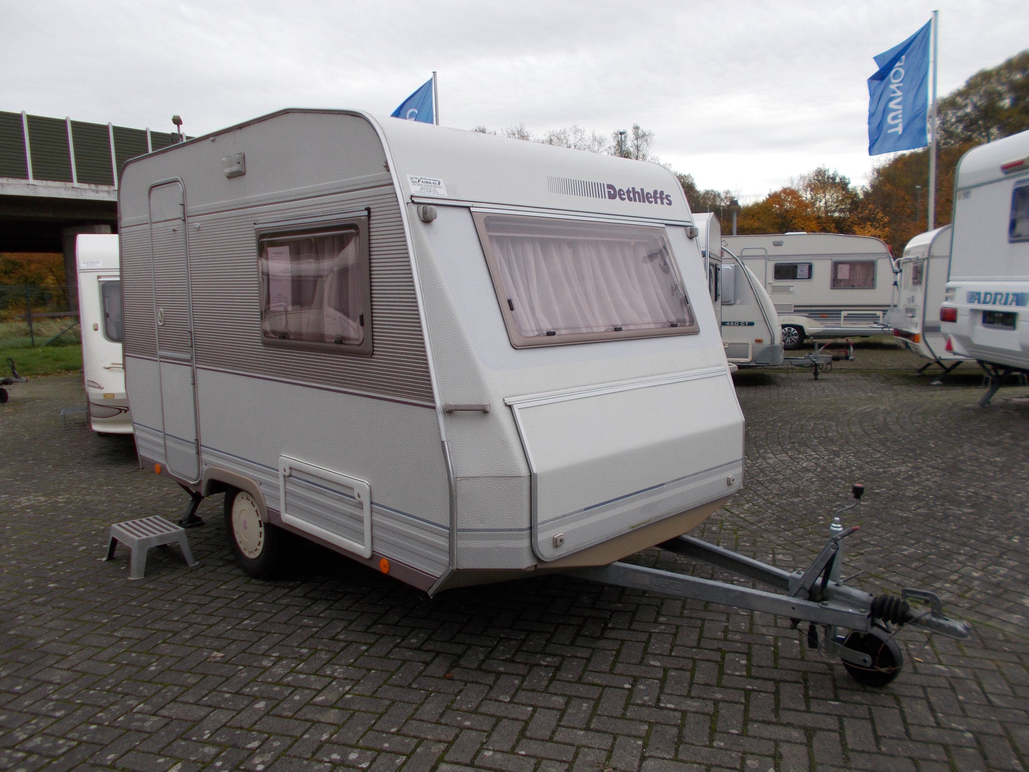 Dethleffs 350 EK Camper
