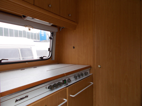 Dethleffs 350 EK Camper