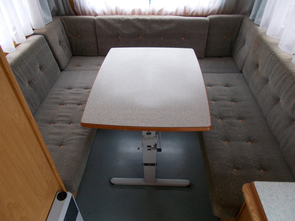 Dethleffs 350 EK Camper