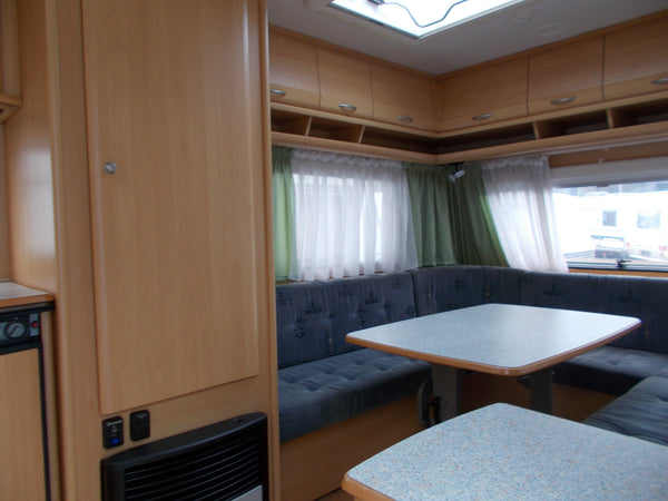 Dethleffs 395 Camper