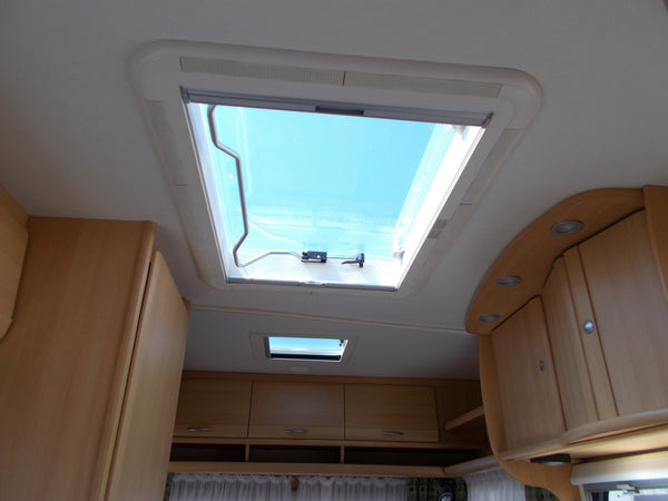 Dethleffs 420 Camper
