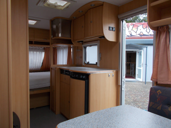 Dethleffs 460 Camper
