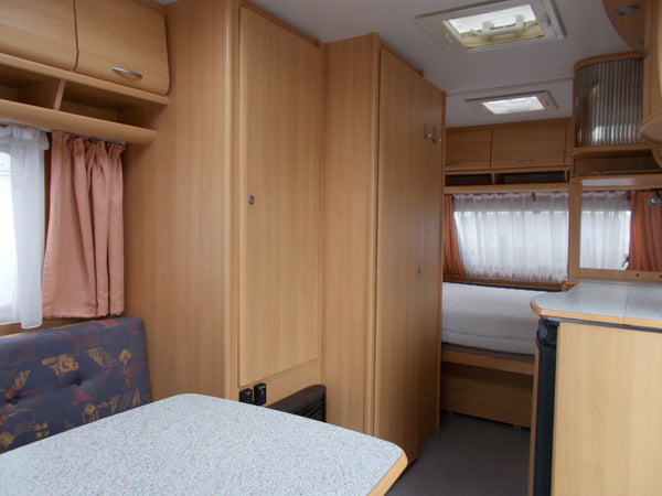 Dethleffs 460 Camper