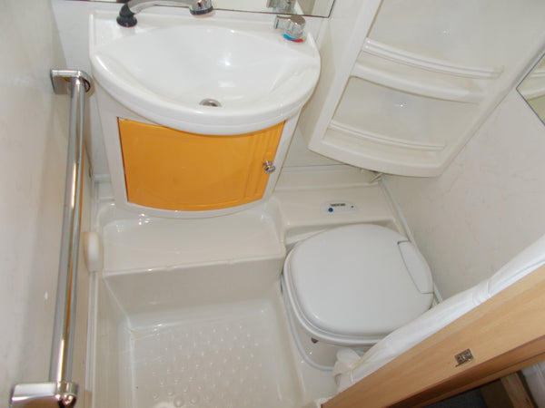 Dethleffs 460 Camper