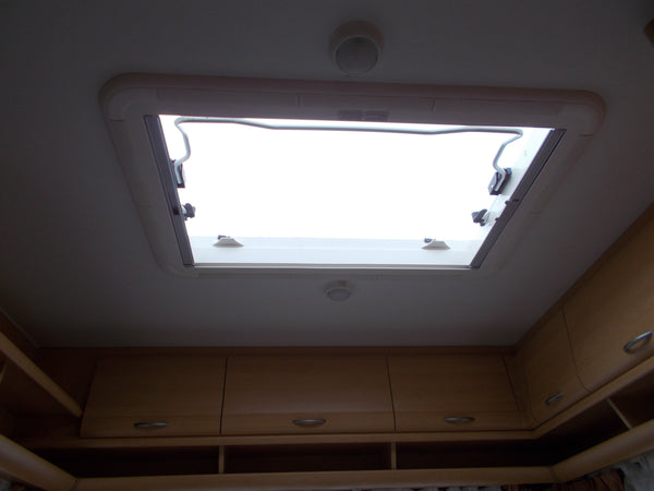 Dethleffs 460 Camper